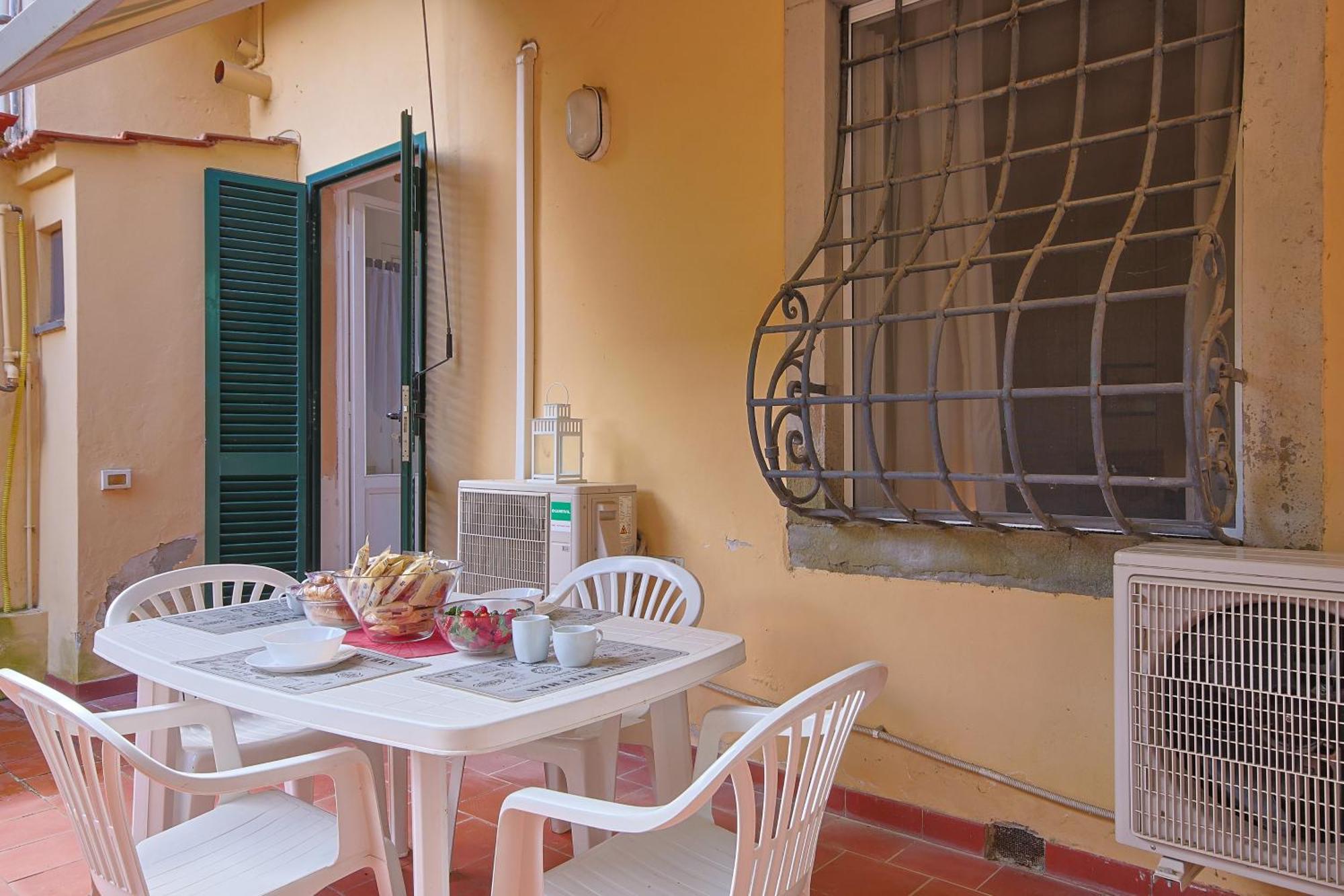B&B Cristina Garden Pisa Exteriör bild
